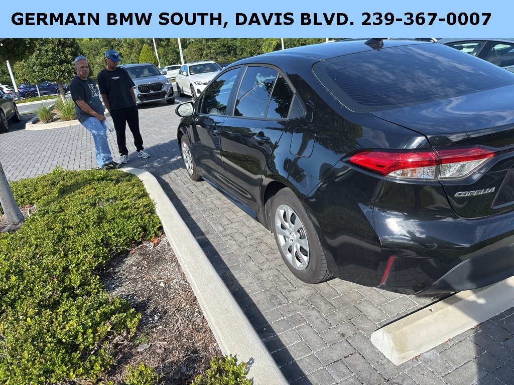 2023 Toyota Corolla LE photo 4