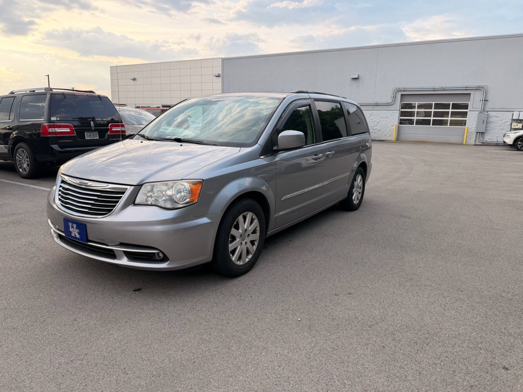 Used 2013 Billet Silver Metallic Clearcoat Chrysler Touring image 1