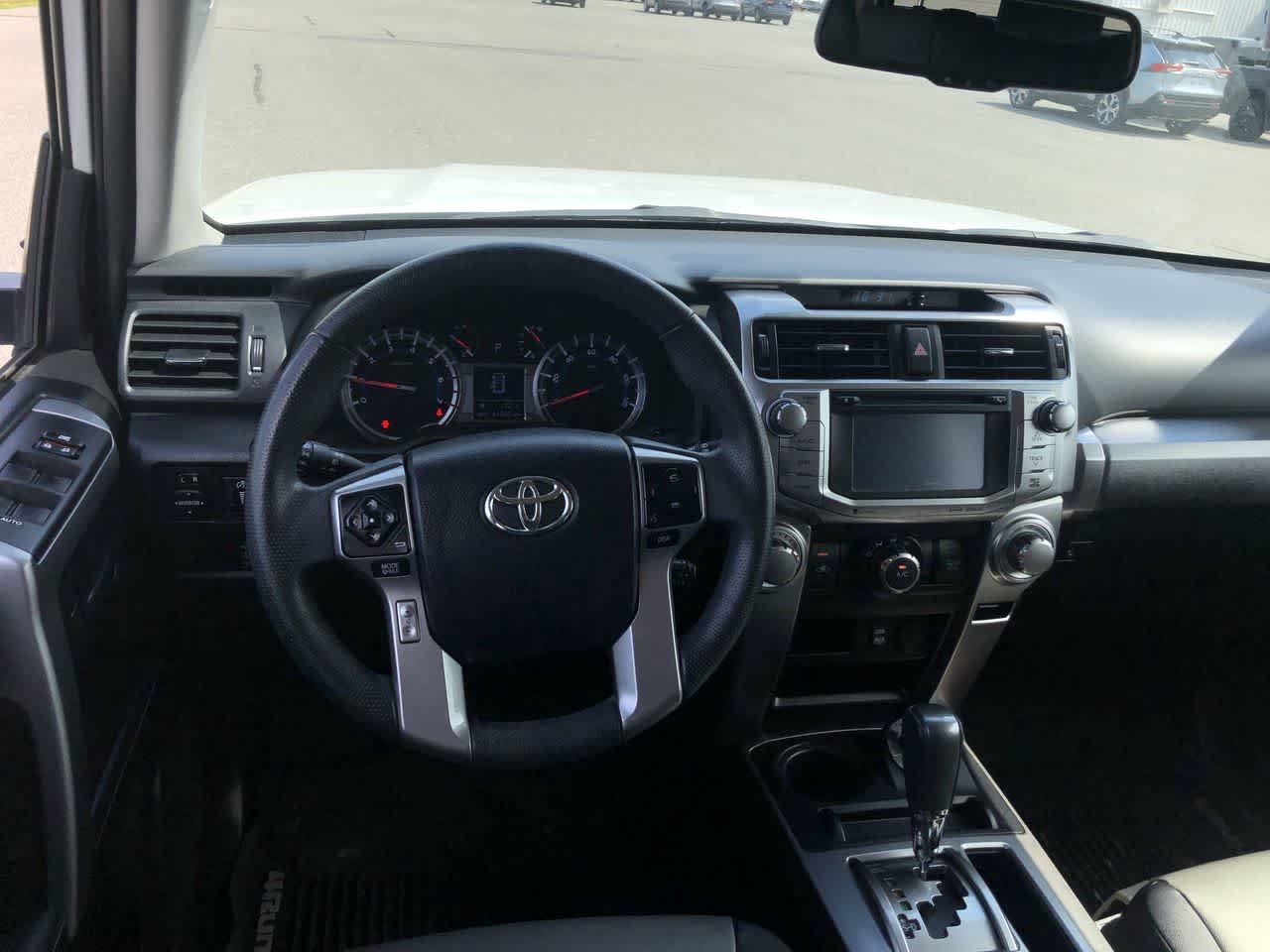 Used 2018 Super White Toyota SR5 Premium image 18