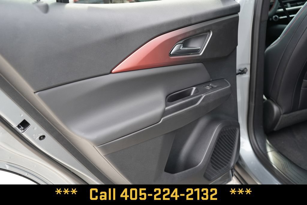 2025 Chevrolet Equinox EV RS - Photo 29