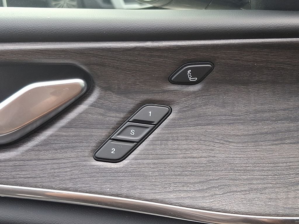 2022 Jeep Grand Cherokee Overland - Photo 26