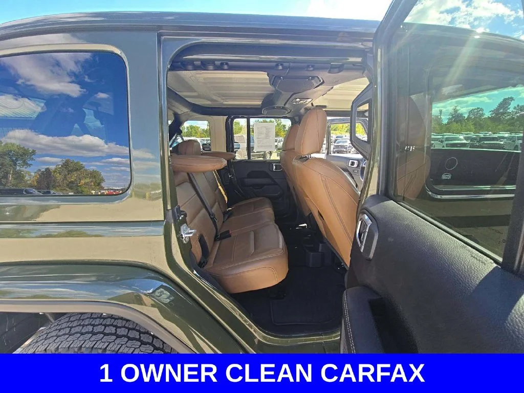Used 2022 Green Jeep Unlimited Sahara image 9