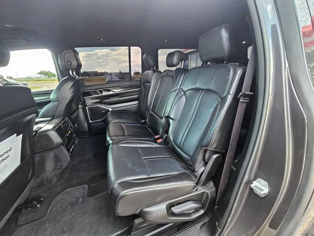 Used 2023 Gray Metallic Jeep Base image 18