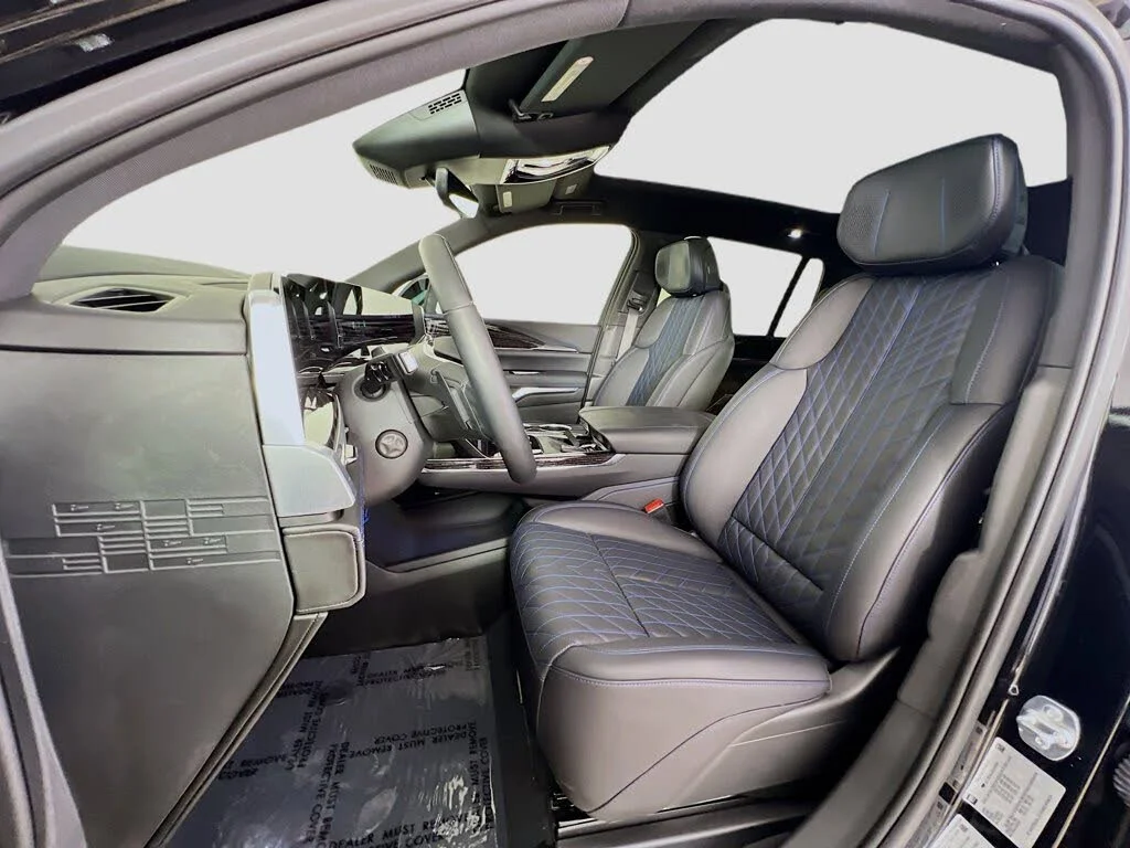 Used 2025 BLACK RAVEN Cadillac Sport 1 image 19