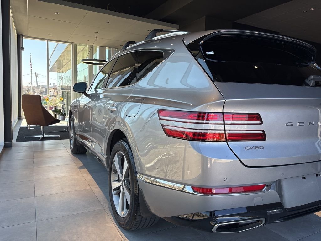 Certified Used 2023 Silver Genesis 3.5T Advanced + image 4