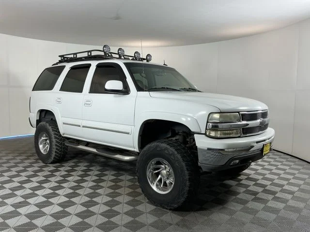 Used 2003 White Chevrolet LT image 3