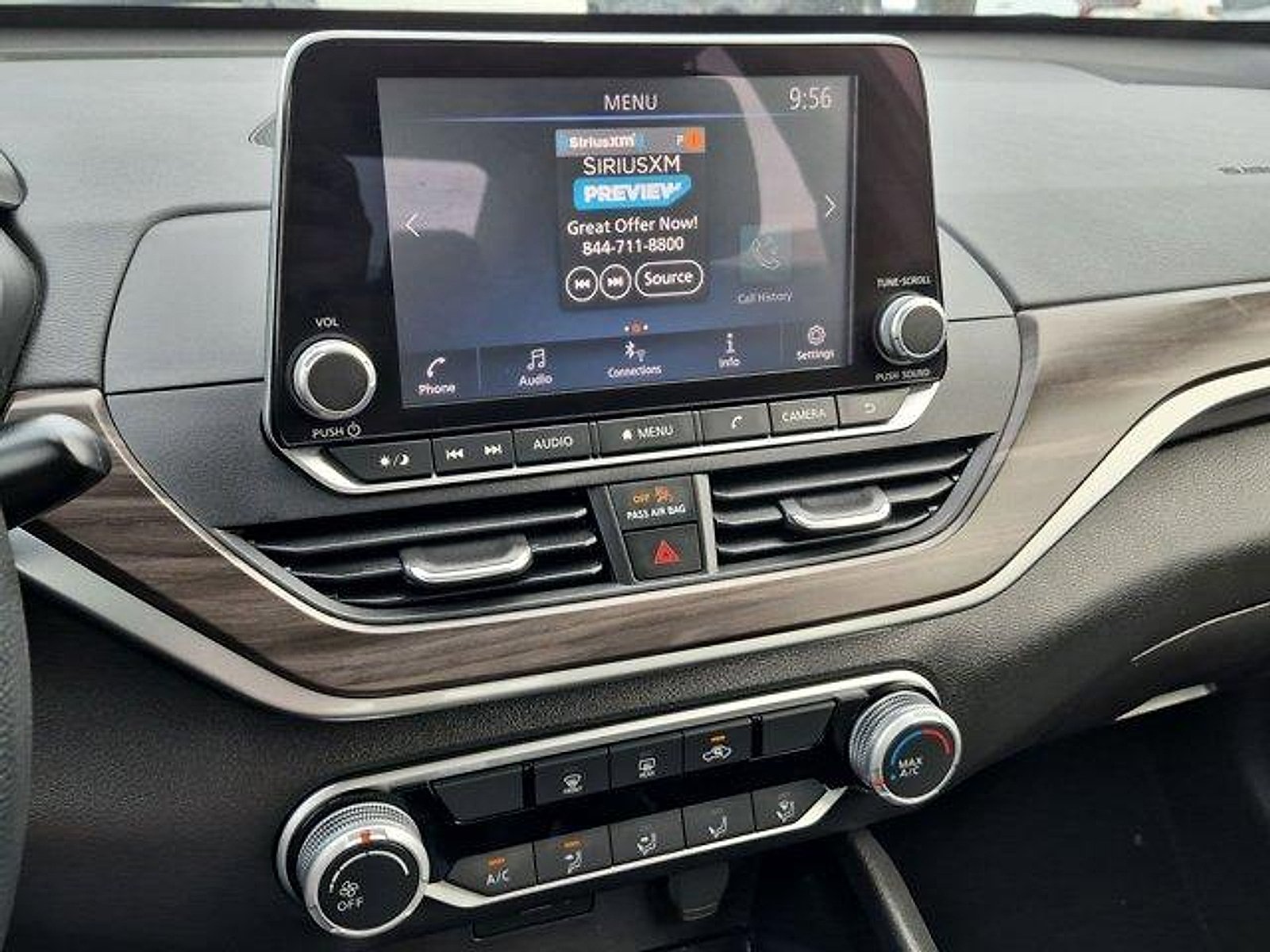 2024 Nissan Altima SV - Photo 13