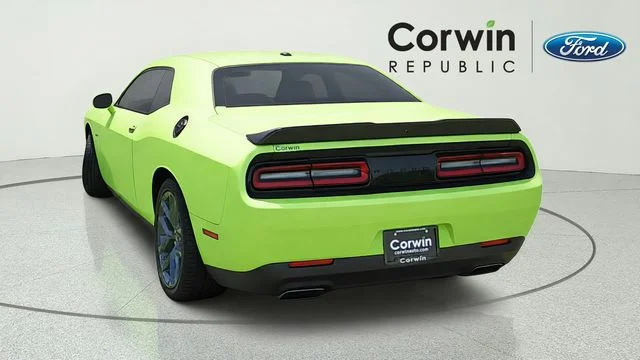 Used 2023 Sublime Clearcoat Metallic Dodge R/T image 4