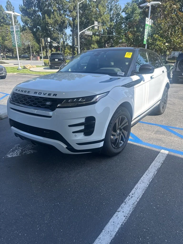 2023 Land Rover Range Rover Evoque R-Dynamic S's photo