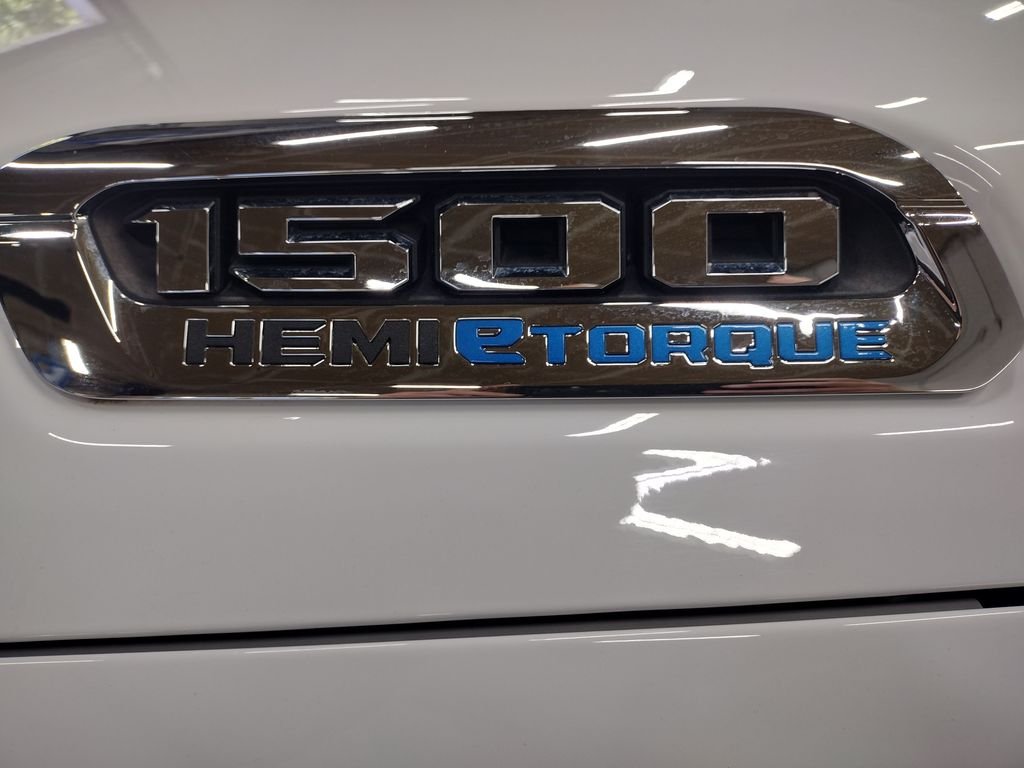 Used 2022 Bright White Clearcoat Ram Laramie image 5