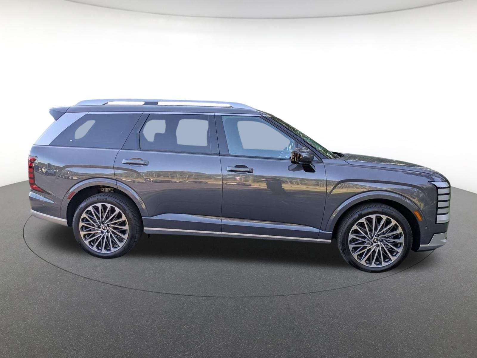 New 2026 ECOTRONIC GRAY Hyundai Calligraphy image 3