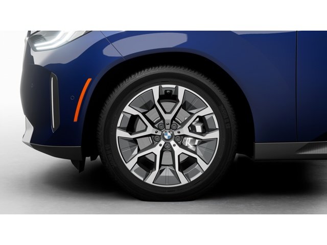 New 2026 Tanzanite Blue II Metallic BMW  image 7