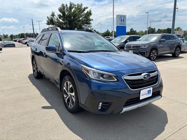Used 2020 Abyss Blue Pearl Subaru Limited image 3