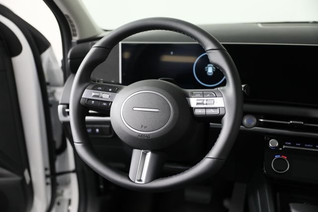 New 2026 White Hyundai SEL Premium image 3