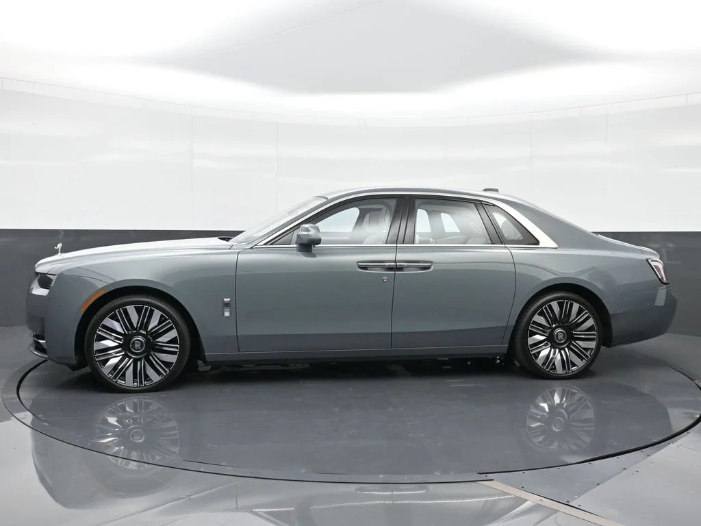 New 2026  Rolls-Royce  image 3