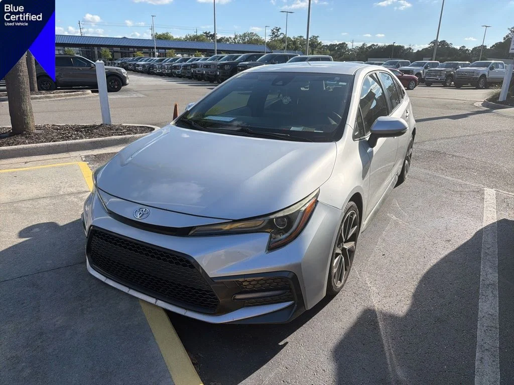 2020 Toyota Corolla SE AT's photo