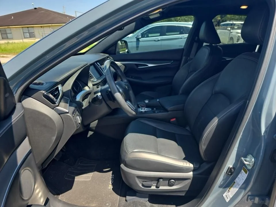 Certified Used 2023 Gray INFINITI LUXE image 6