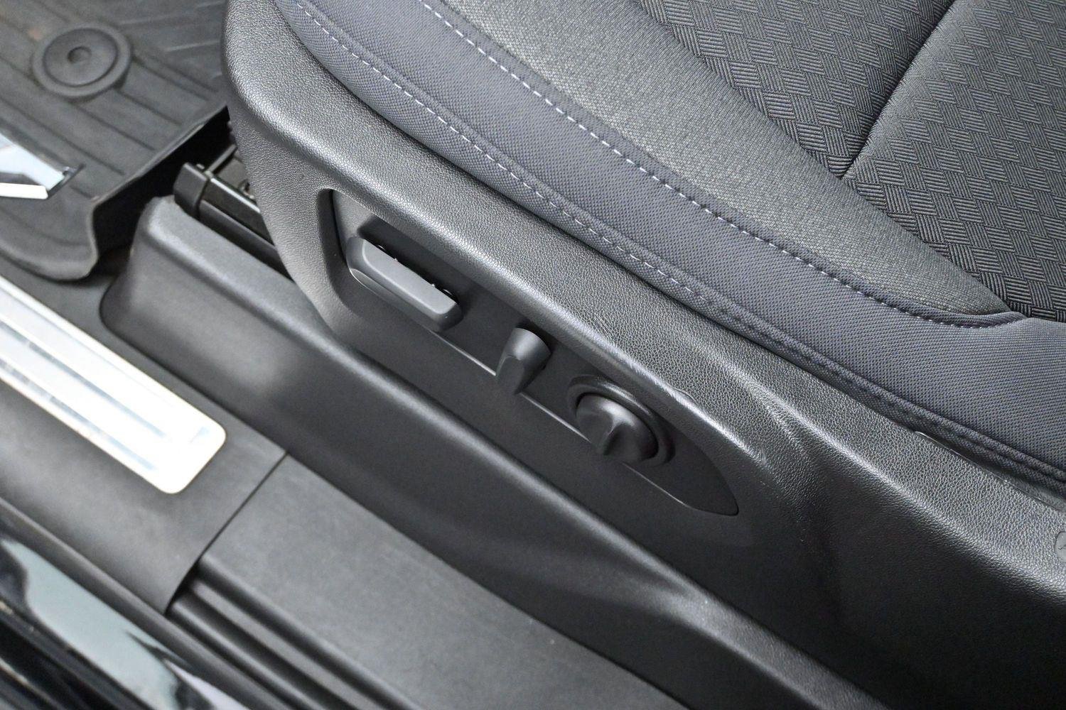 Used 2022 Black Chevrolet LT image 14