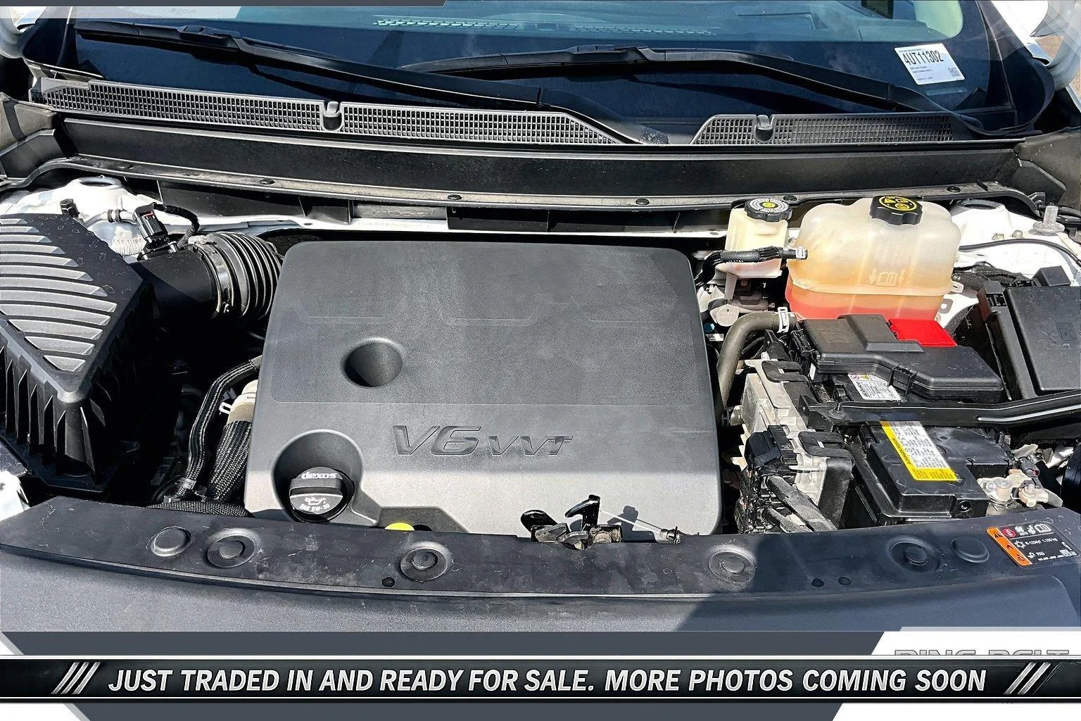 Used 2022 Summit White Buick Premium image 8