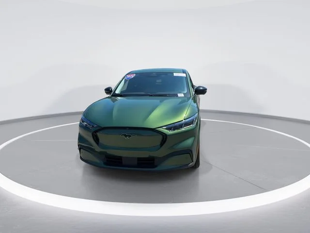 Used 2025 Green Ford Premium image 1