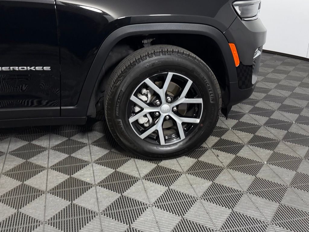 Certified Used 2024 Black Jeep Limited image 12