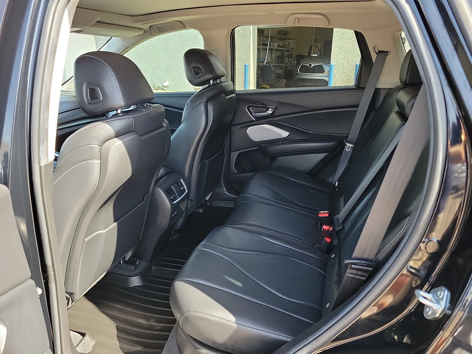 2025 Acura RDX Technology Package - Photo 16