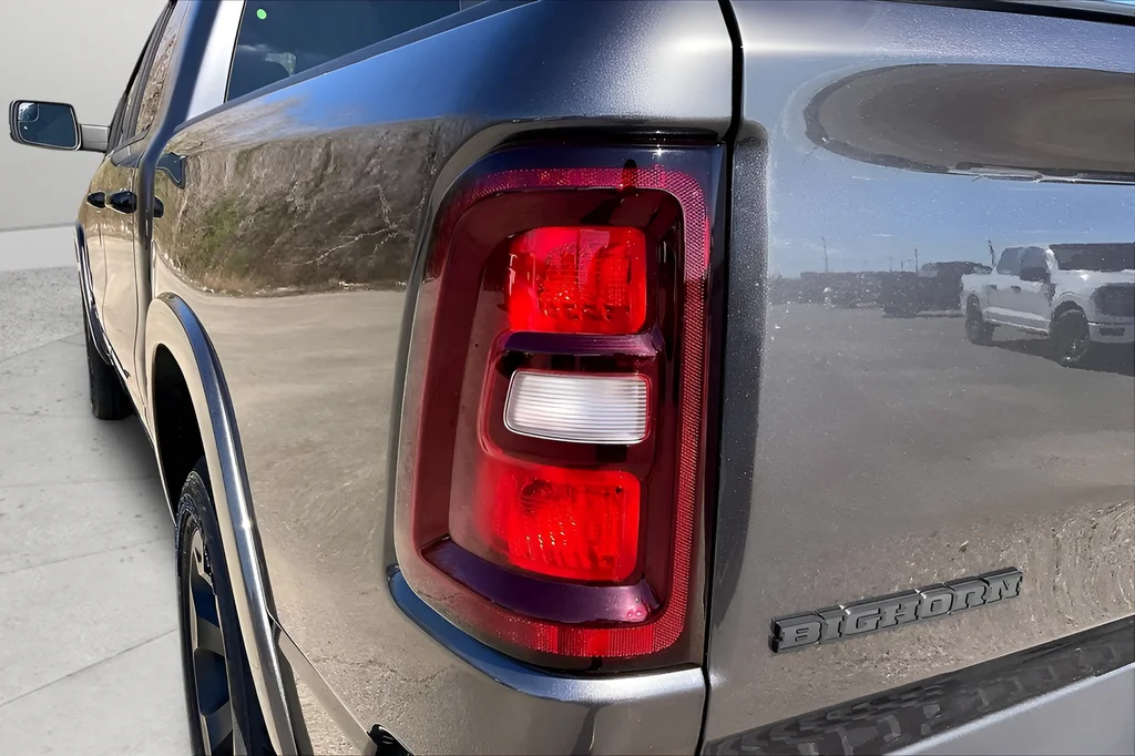 New 2026 Granite Crystal Metallic Clear-Coat Exterior Paint RAM Big Horn/Lone Star image 14