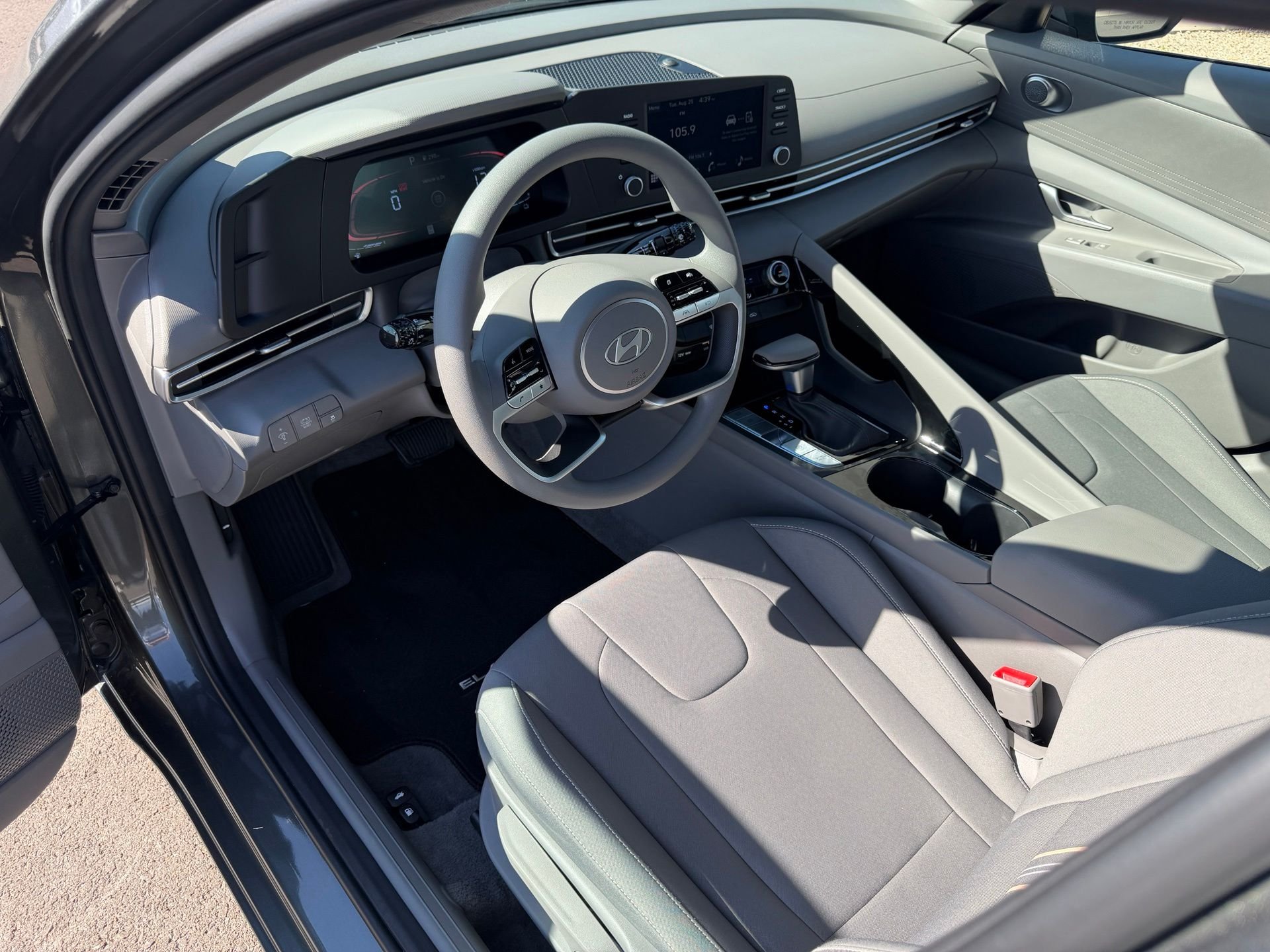 Certified Used 2025 Gray Hyundai Blue image 20