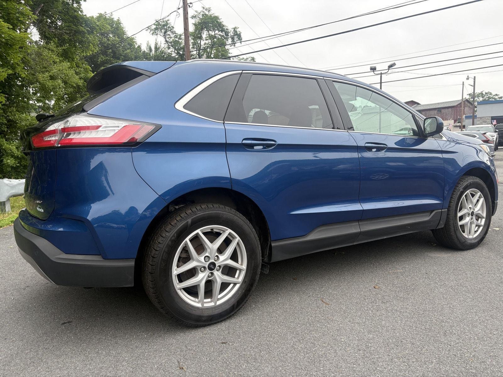 Used 2023 Atlas Blue Metallic FORD TRUCK SEL image 3