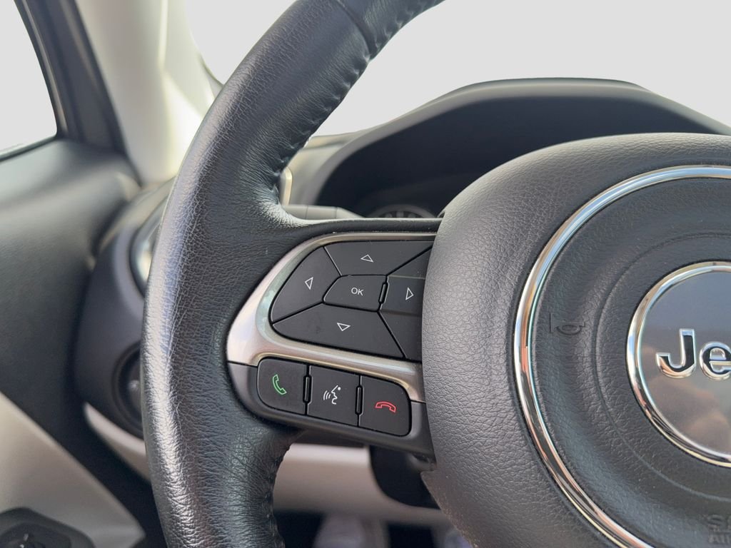 Used 2022 Gray Jeep Limited image 16
