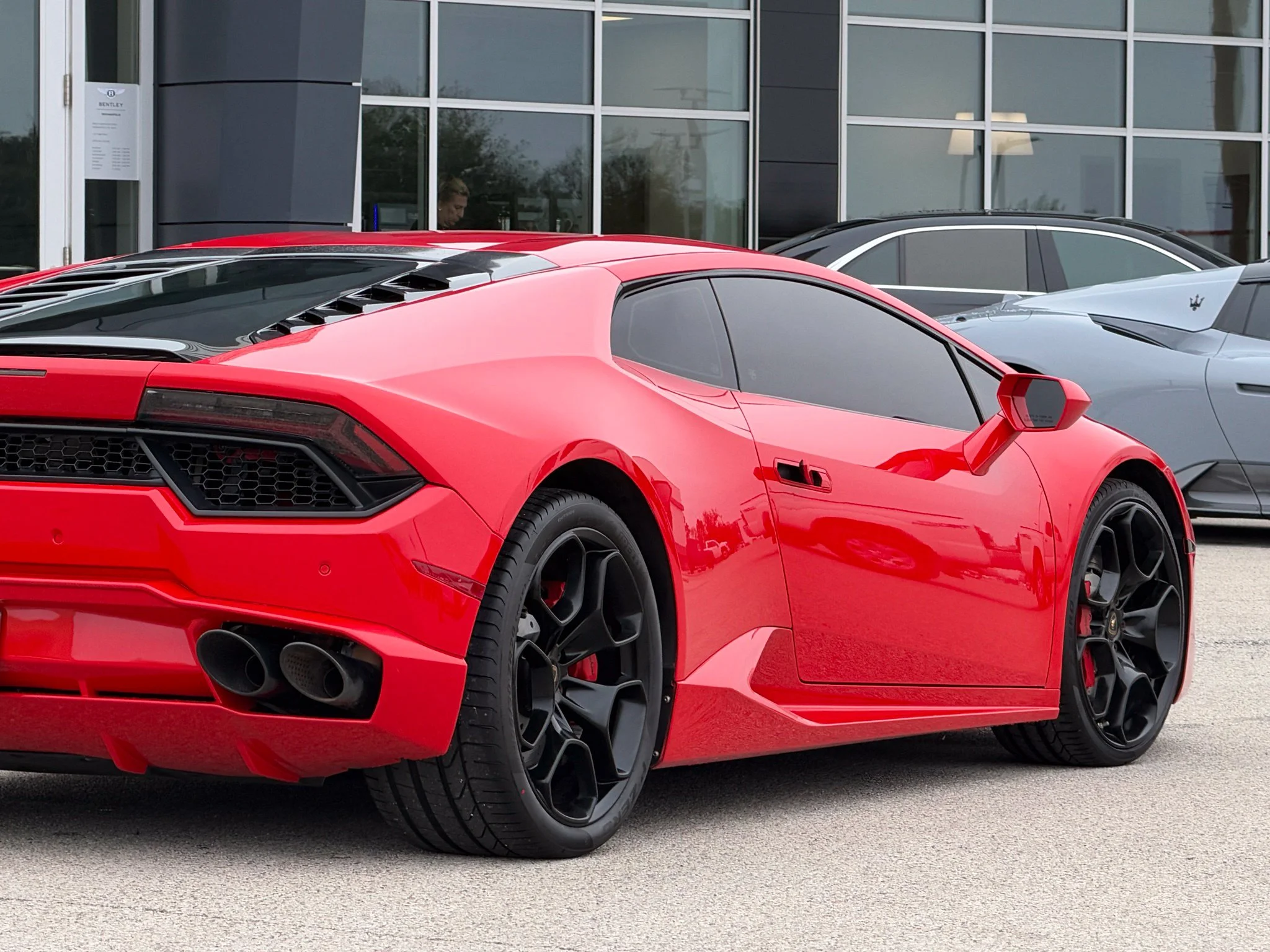 Used 2016 Red Lamborghini LP580-2 image 9