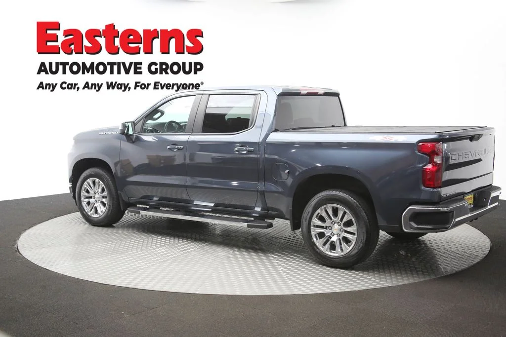 Used 2020 Gray Chevrolet LT image 61