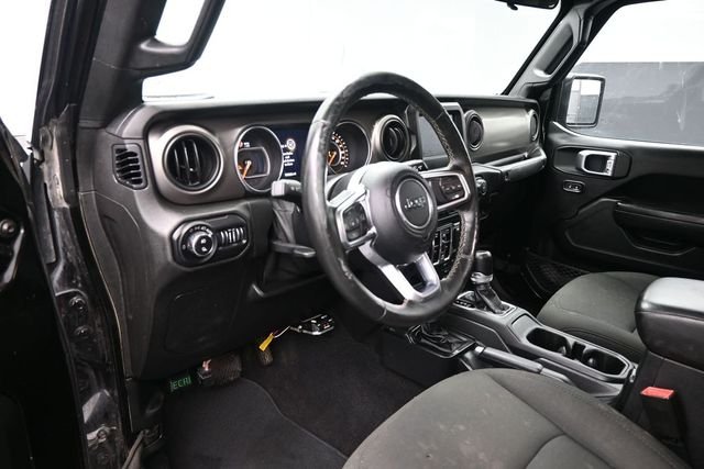Used 2020 Black Jeep Sport image 18