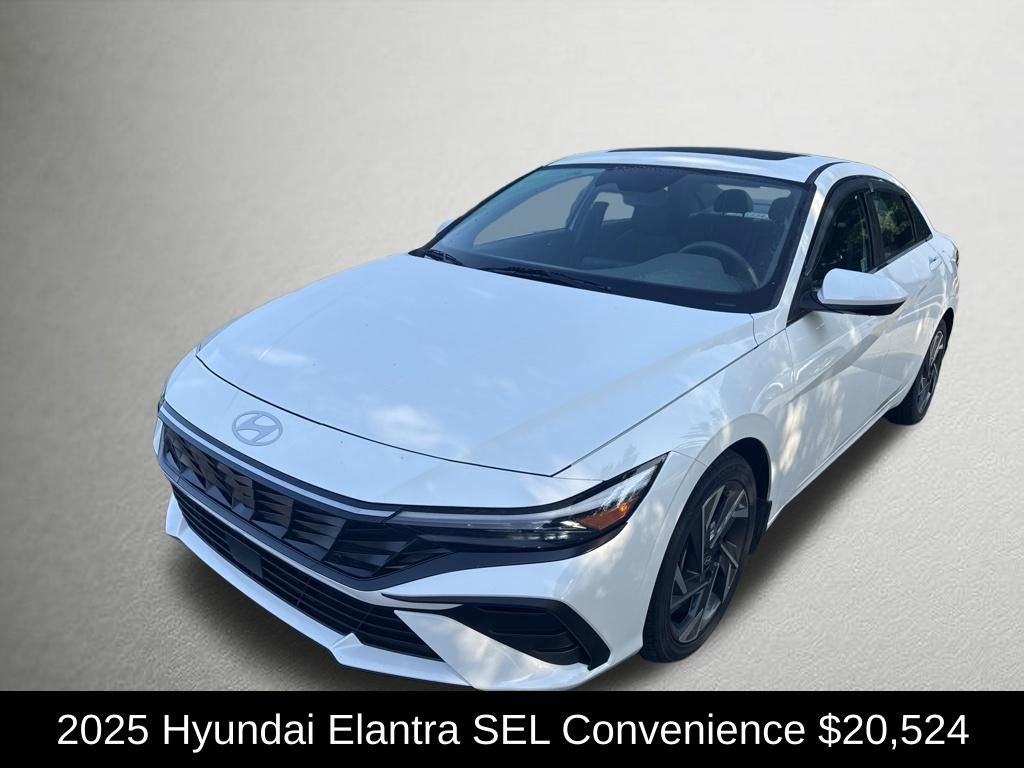Used 2025 White Hyundai SEL Convenience image 7