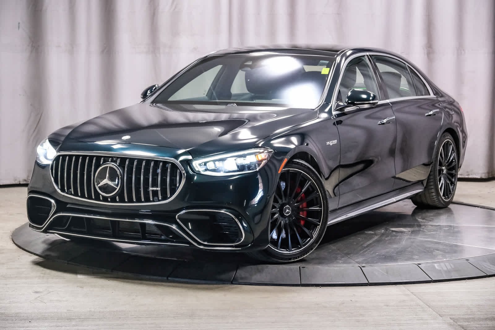 Used 2026 Emerald Green Metallic Mercedes-Benz AMG® S 63 E image 8