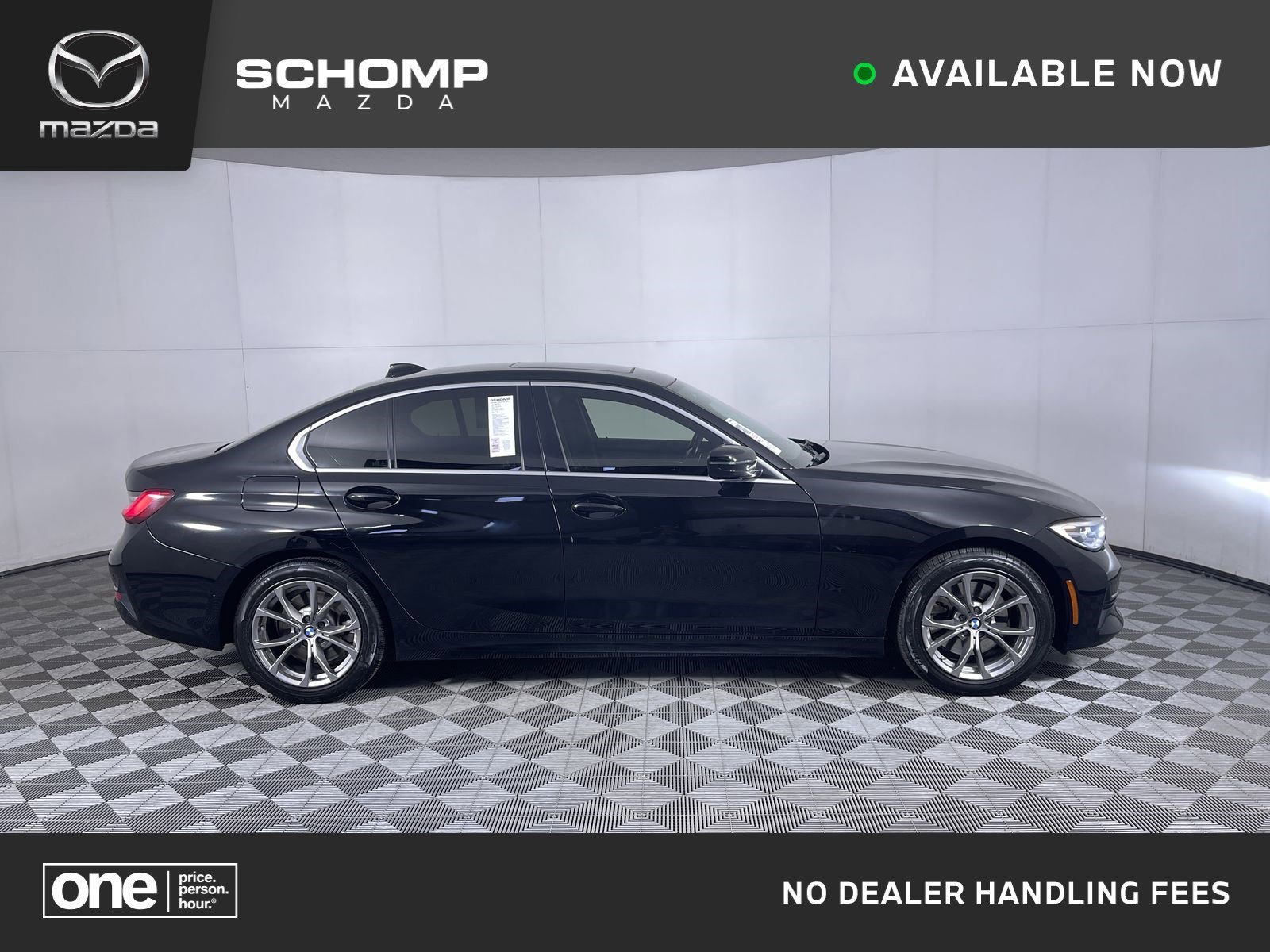 2020 BMW 3 Series 330i xDrive Sedan's photo