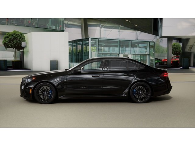 New 2027 Black BMW M5 image 4