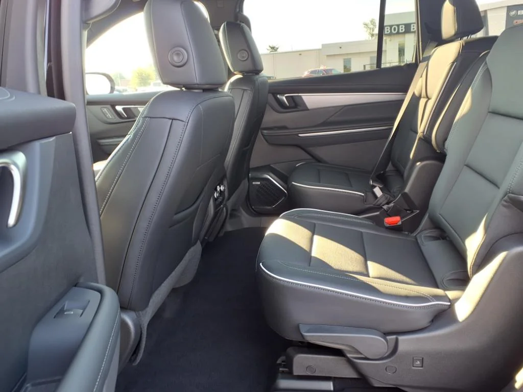 New 2026 Ebony Twilight Metallic Buick Preferred image 5