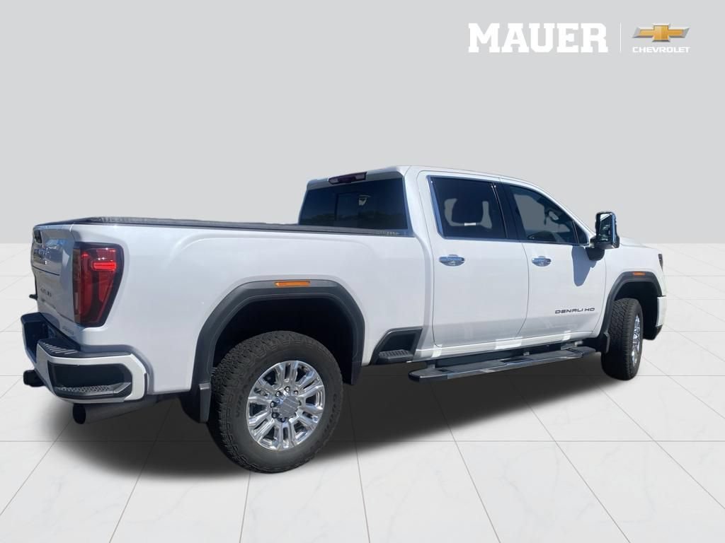 Used 2021 WHITE FROST TRICOAT GMC Denali image 31