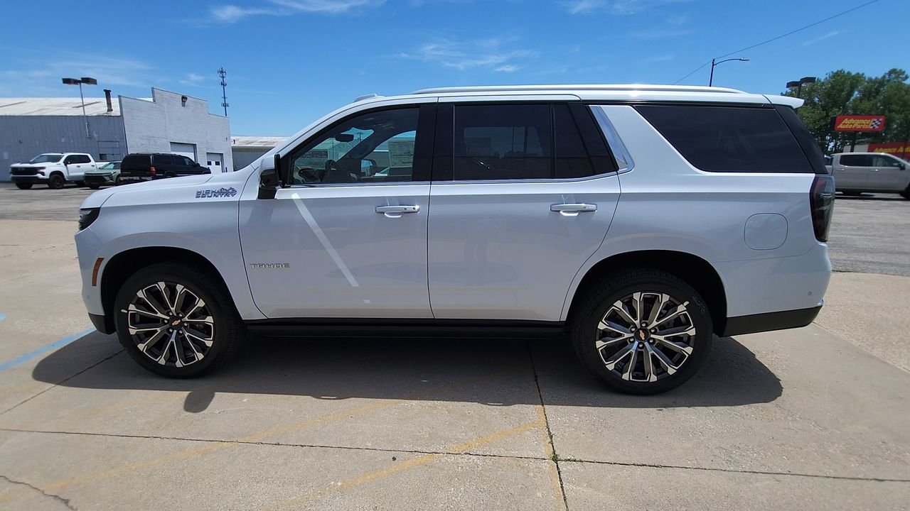 New 2026 Polar White Tricoat Chevrolet High Country image 5