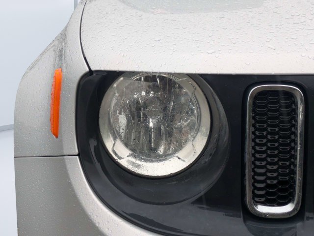 Used 2015 Silver Jeep Sport image 9