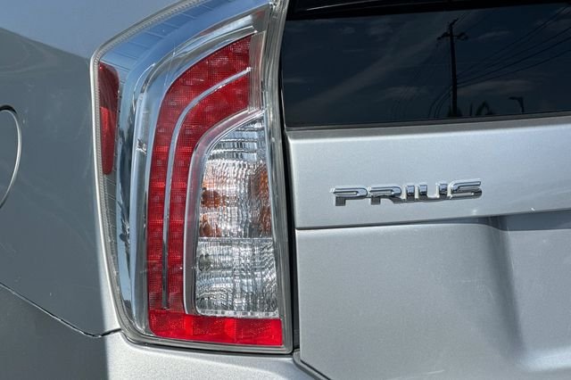 Used 2013 Silver Toyota Two image 29