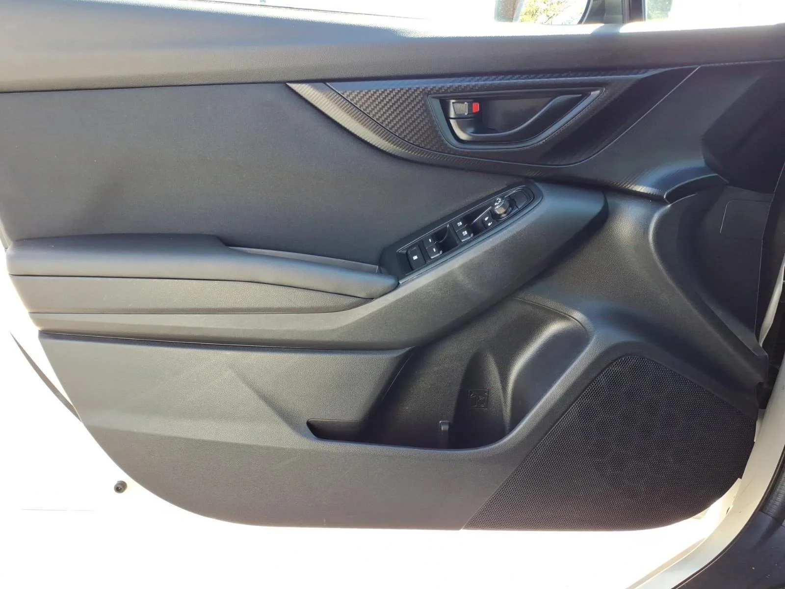 Used 2023 Crystal White Pearl Subaru Premium image 28