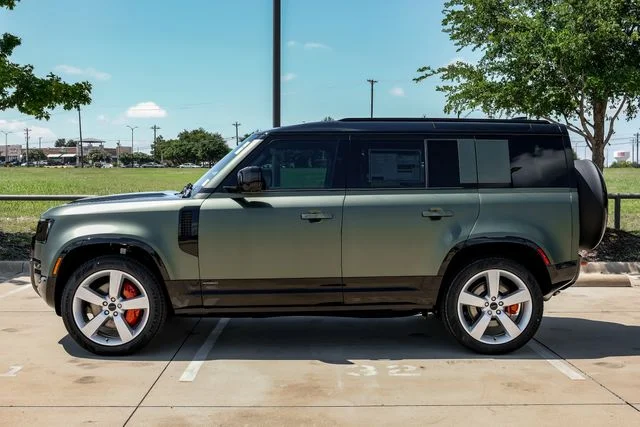 New 2026 Green Land Rover X image 13