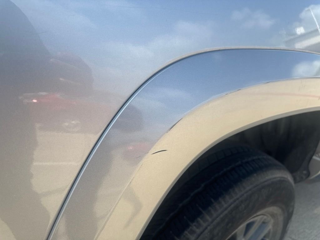 Used 2020  Toyota SR5 image 4