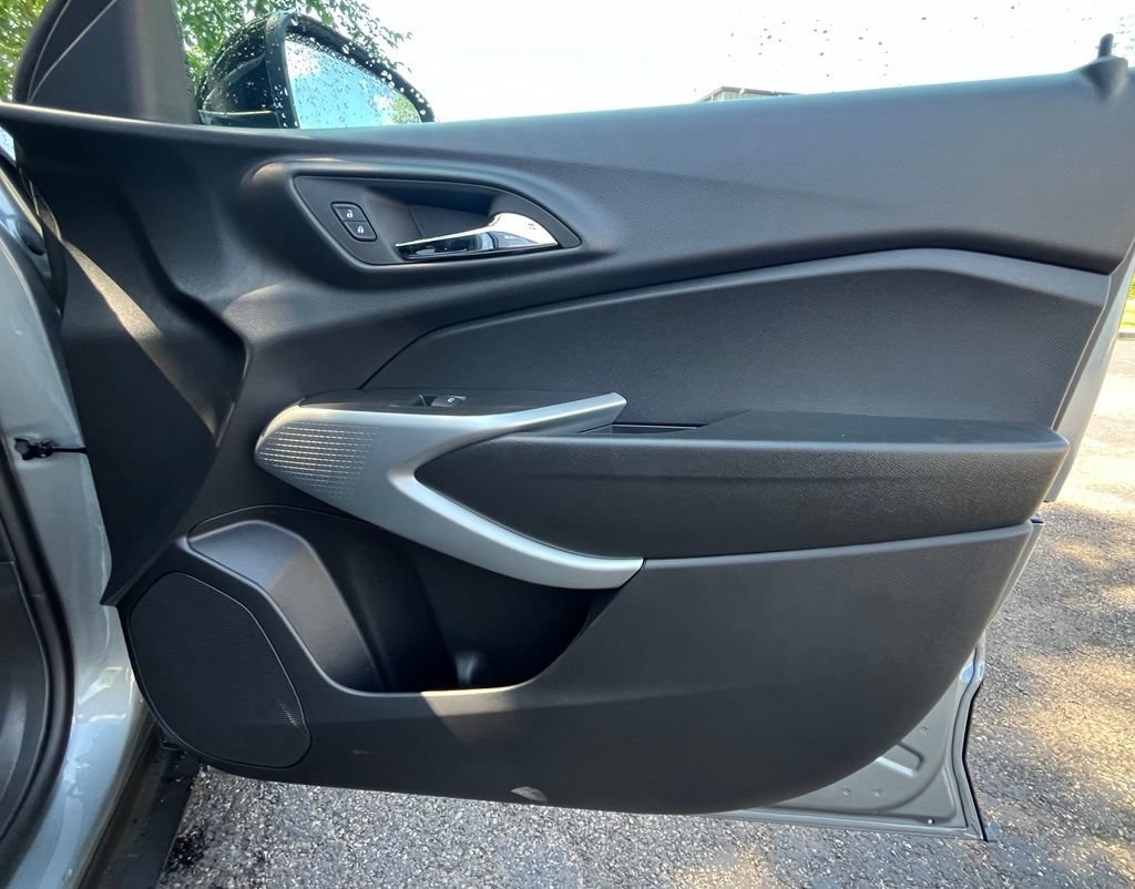 2026 Chevrolet Trax RS - Photo 18