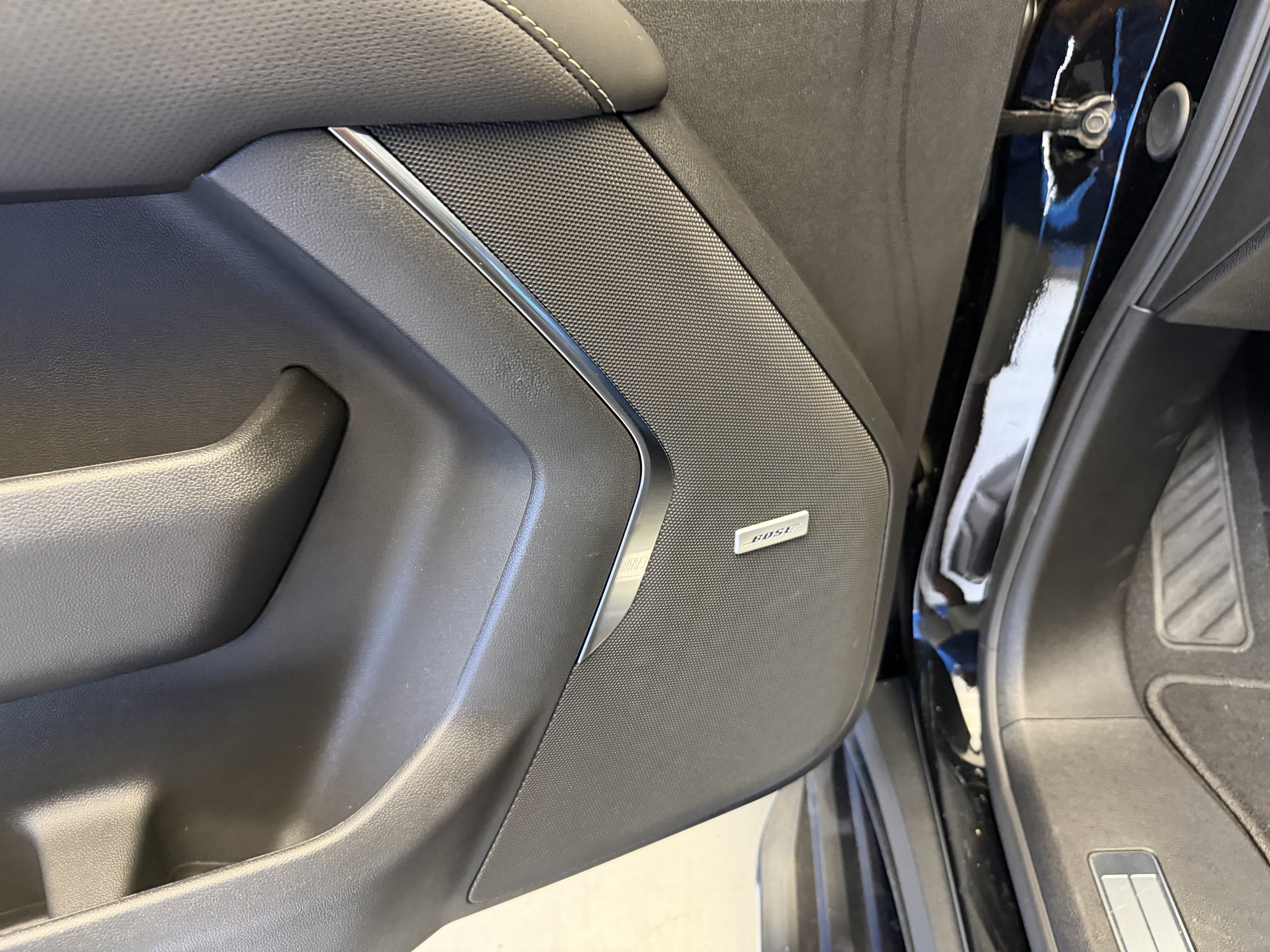 2026 Chevrolet Tahoe Premier - Photo 12