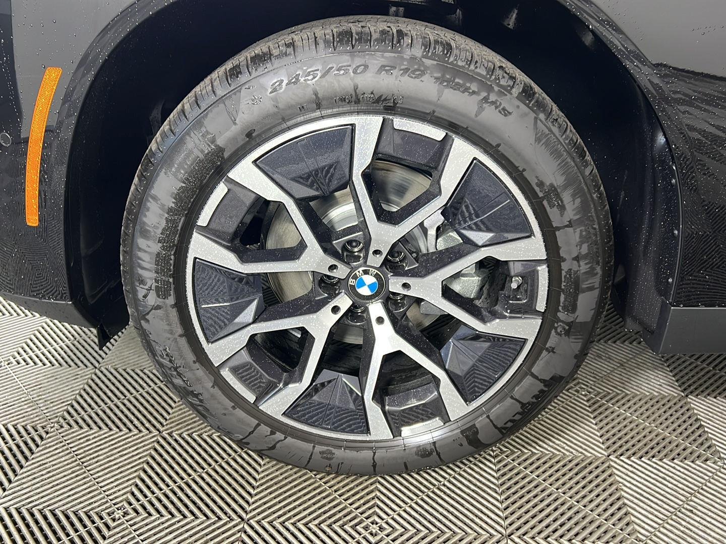 New 2026 Black Sapphire Metallic BMW 30 xDrive image 19