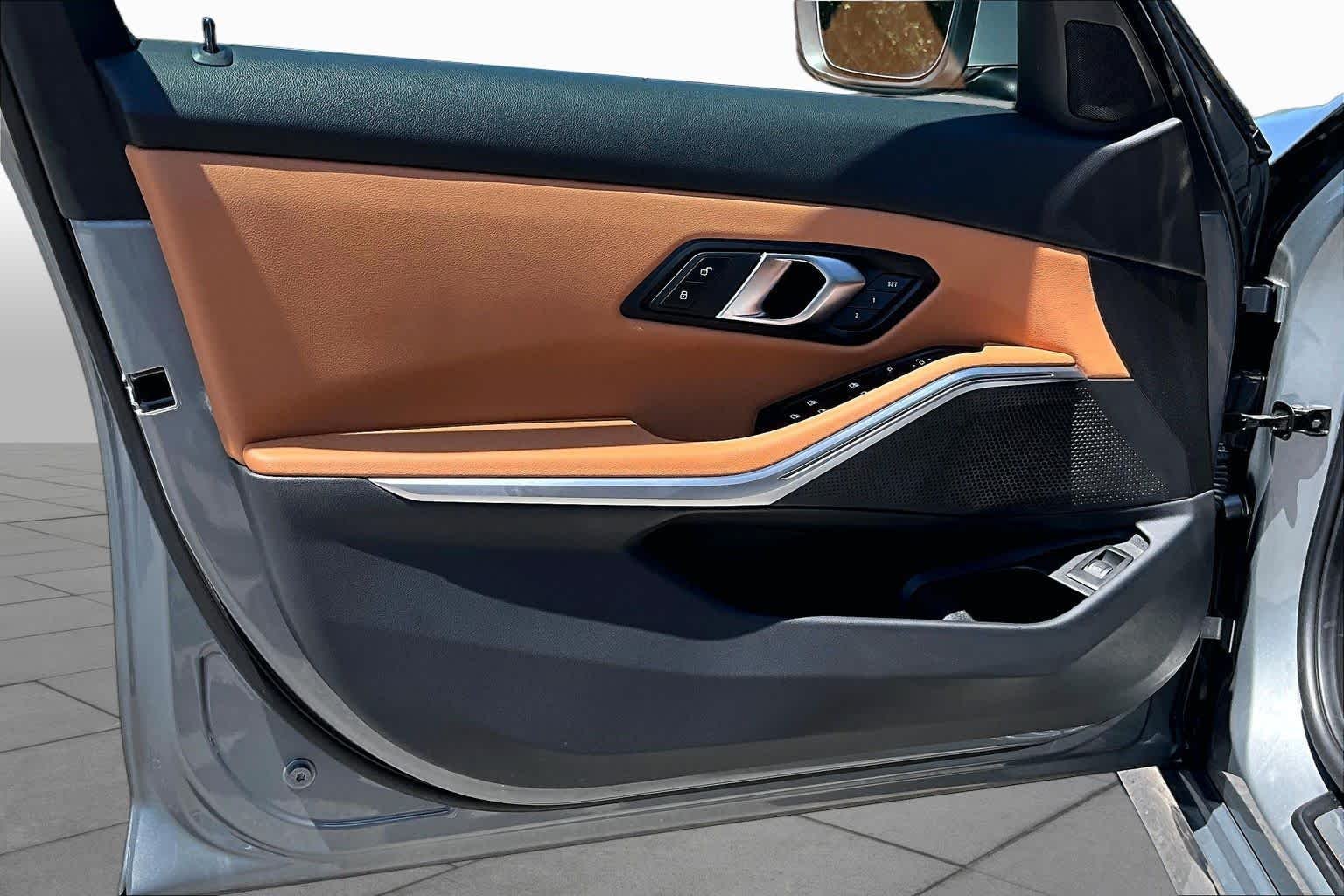 2025 BMW 3 Series 19