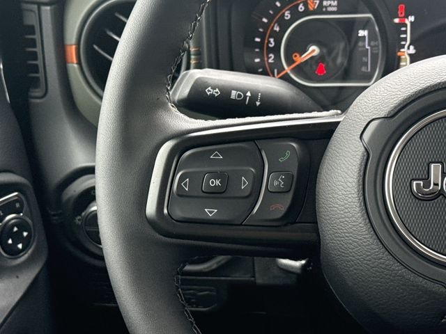 New 2026 Black Jeep Mojave X image 24